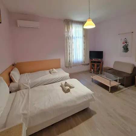 Mateo Center Βάρνα