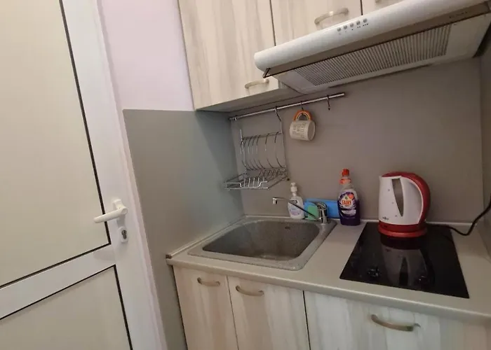 Mateo Center * Βάρνα